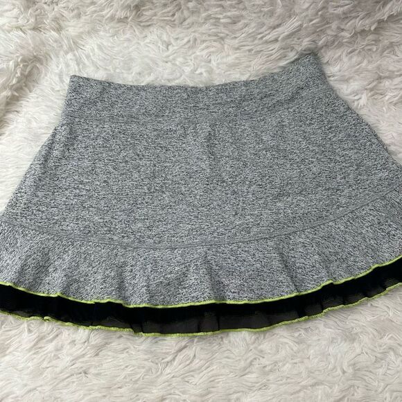 SOFIBELLA Gray stretchy Women’s Tennis/ Golf Ruffled Skorts size XS - Picture 4 of 6